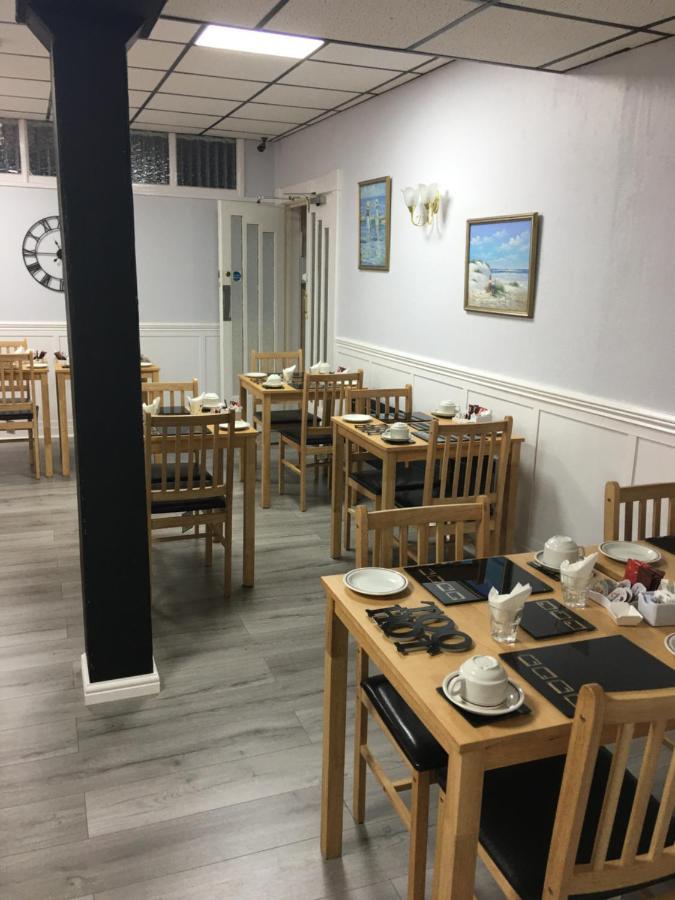 Kingscliff Bed & Breakfast Blackpool Bagian luar foto