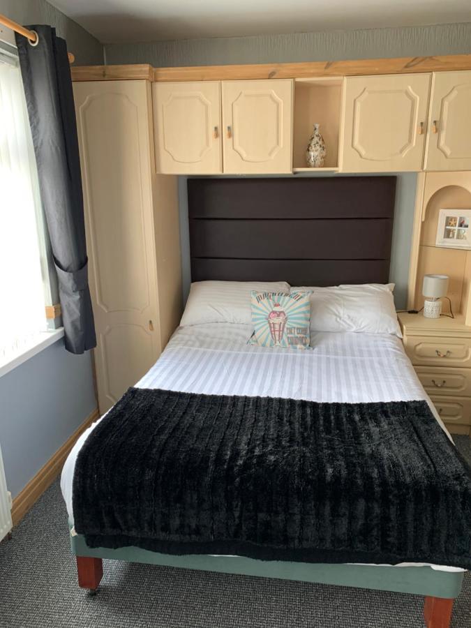 Kingscliff Bed & Breakfast Blackpool Bagian luar foto