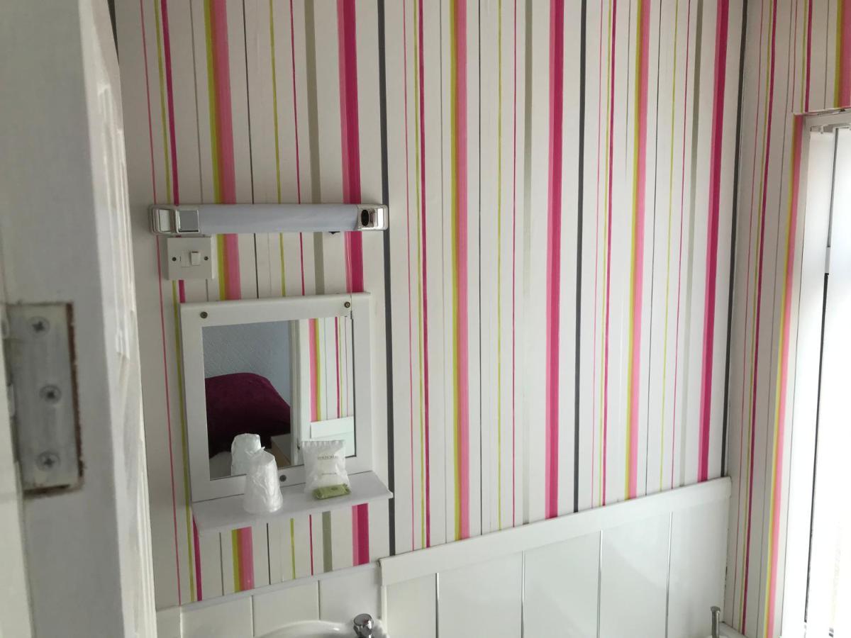 Kingscliff Bed & Breakfast Blackpool Bagian luar foto