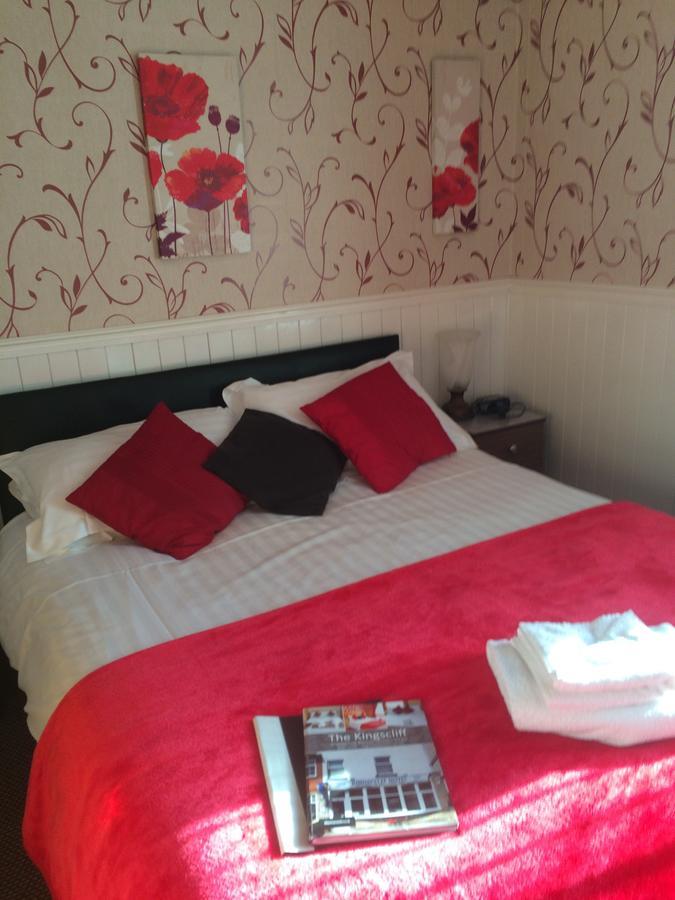 Kingscliff Bed & Breakfast Blackpool Bagian luar foto