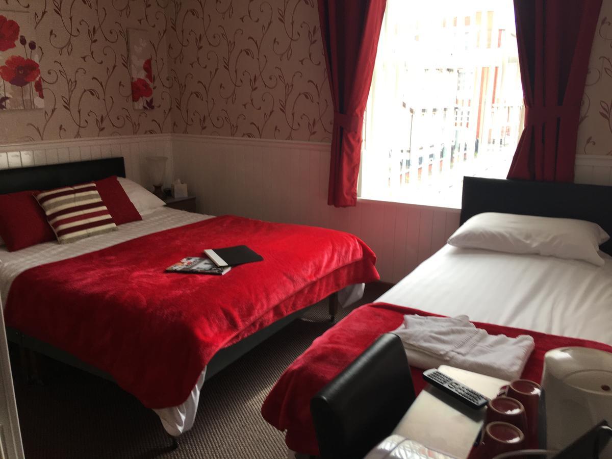Kingscliff Bed & Breakfast Blackpool Bagian luar foto