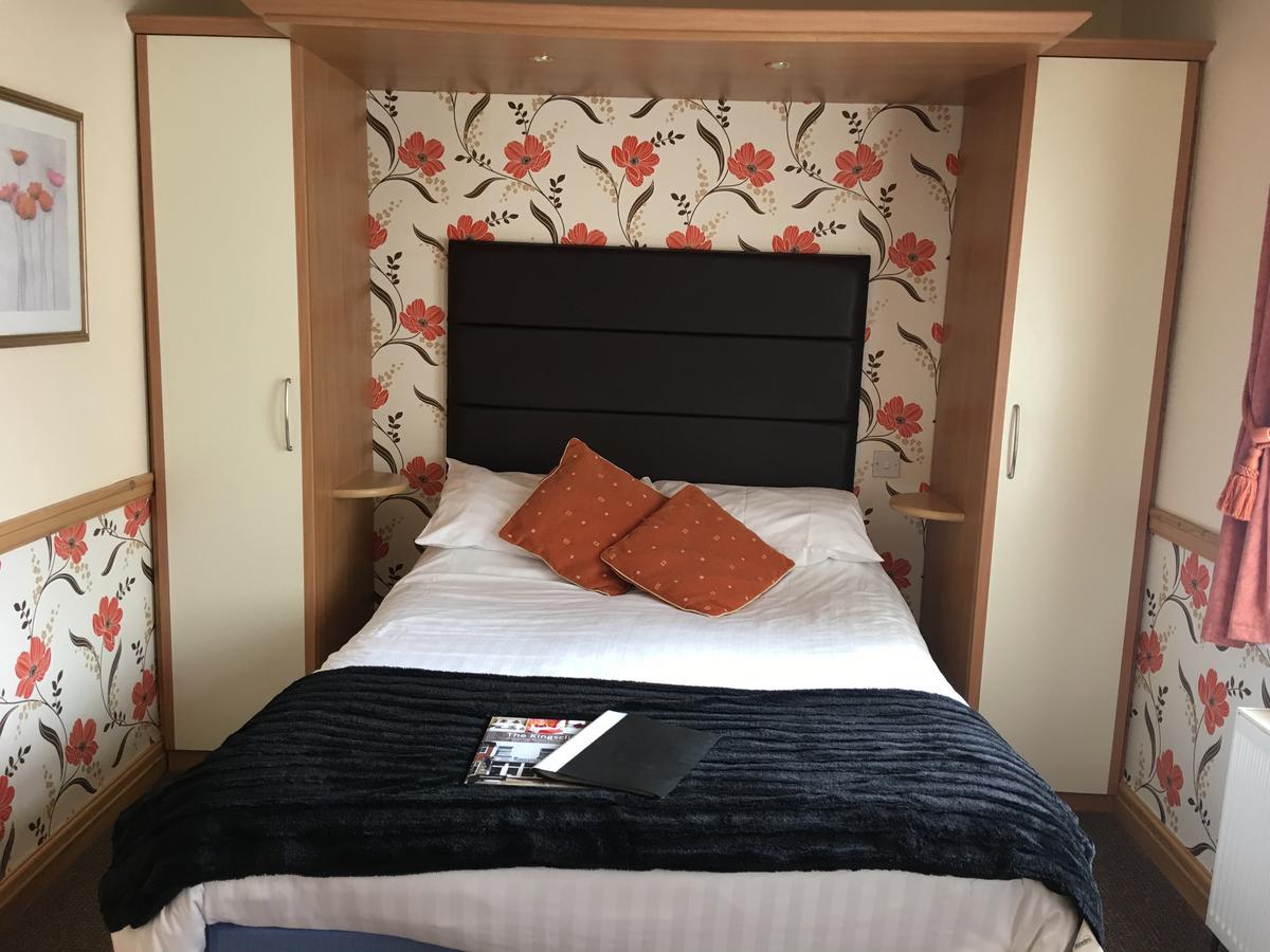Kingscliff Bed & Breakfast Blackpool Bagian luar foto