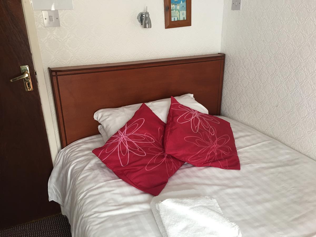 Kingscliff Bed & Breakfast Blackpool Bagian luar foto