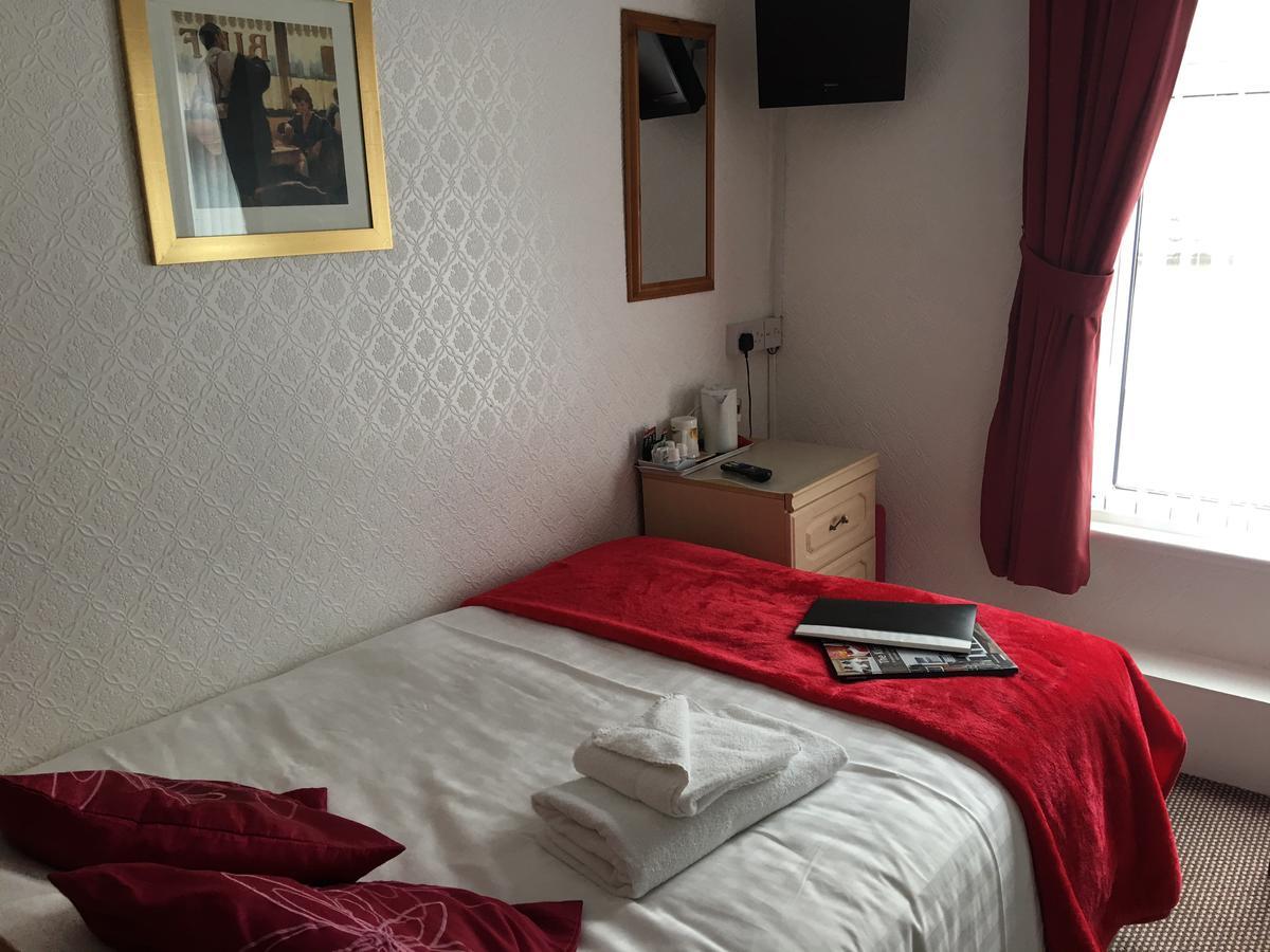 Kingscliff Bed & Breakfast Blackpool Bagian luar foto